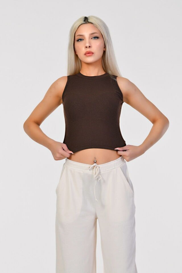 Kaktüs Kaşkorse Kumaş Geniş Bisiklet Yaka Kolsuz Kadın Crop Bluz  - Kahverengi