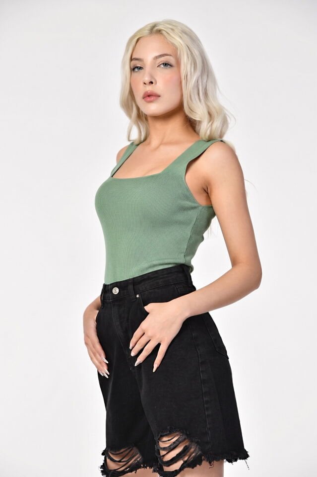 Kaktüs Triko Kumaş Kare Yaka Kadın Crop  - Çağla Yeşili