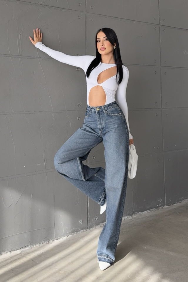 WhatsUp Geniş Paça Yüksek Bel Kadın Skater Jean Pantolon  - Mavi