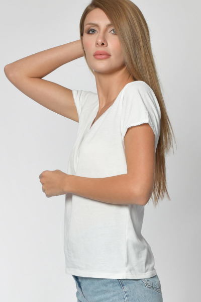 Zegy Yaka ve Kolu detaylı Tişört - Beyaz