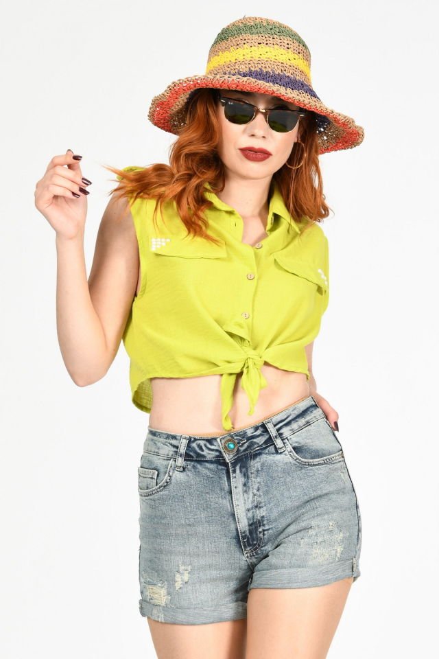 Miss Poem Kolsuz Kısa Keten Dokulu Bluz Gömlek  - Fıstık Yeşili