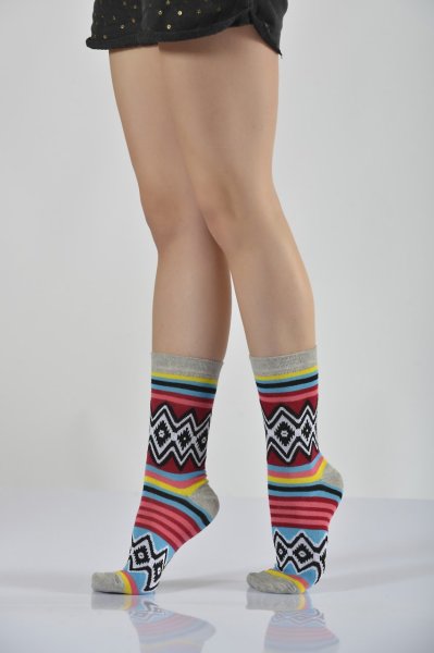 Kadın Kilim Desenli Rengarenk Soket Çorabı  - Çok Renkli 3'lü Paket
