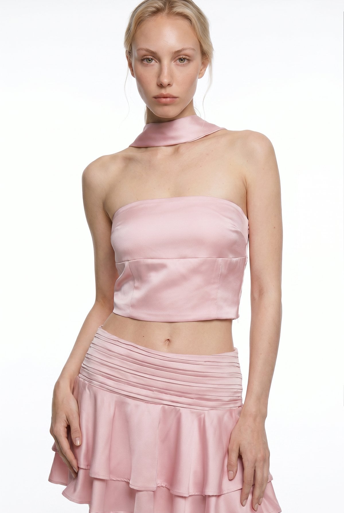 Quzu Choker Detaylı Saten Straplez Crop Büstiyer  - Pudra