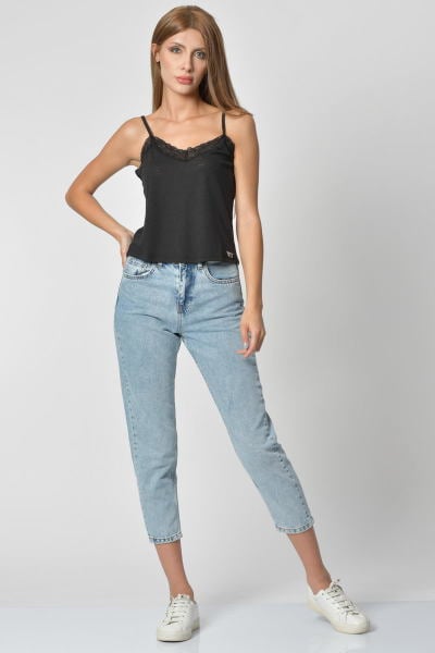 Cotton Candy Dantel Detaylı V Yaka Kısa Kadın Atlet - Siyah