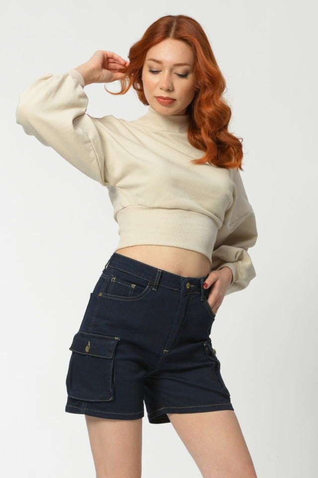 Noori Crop Sweatshirt  - Bej