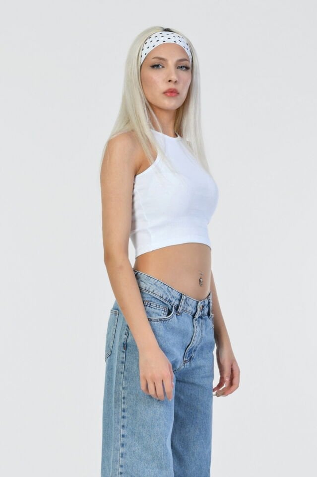 Noori Likralı Kaşkorse Halter Yaka Kadın Bluz  - Beyaz