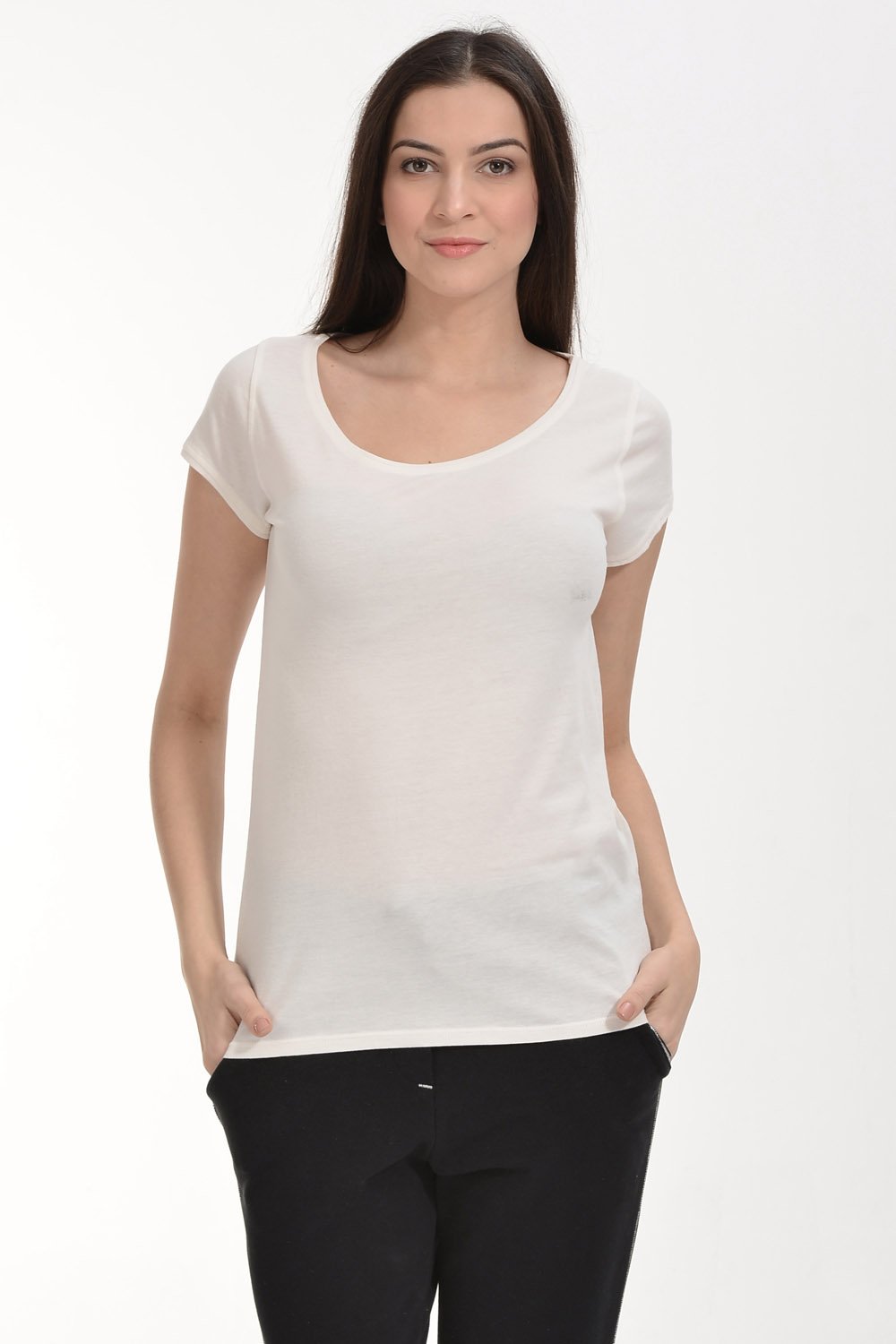 Cotton Candy Yuvarlak Yaka Kısa Kol Basic Kadın T-Shirt - Ekru