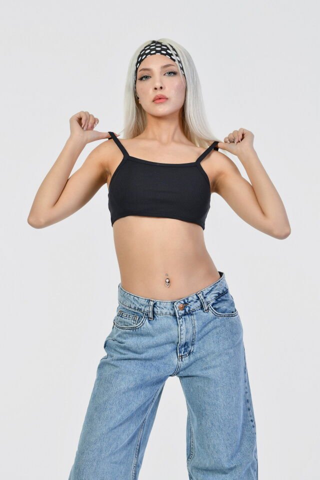 Noori Likralı Kaşkorse İnce Askılı Kadın Crop Top  - Siyah