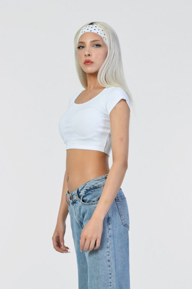 Noori Likralı Kaşkorse Yuvarlak Yaka Kadın Crop Top  - Beyaz