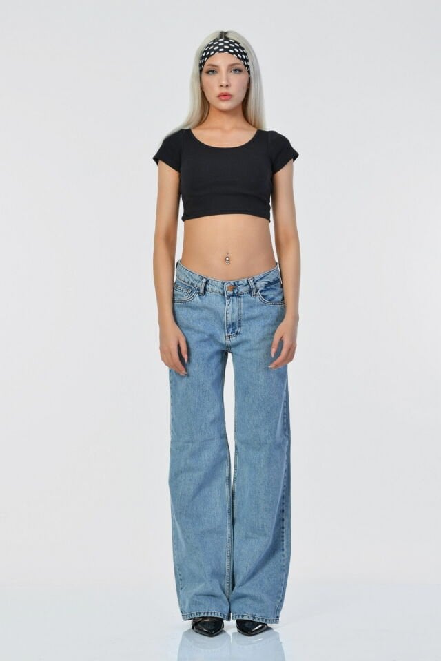 Noori Likralı Kaşkorse Yuvarlak Yaka Kadın Crop Top  - Siyah