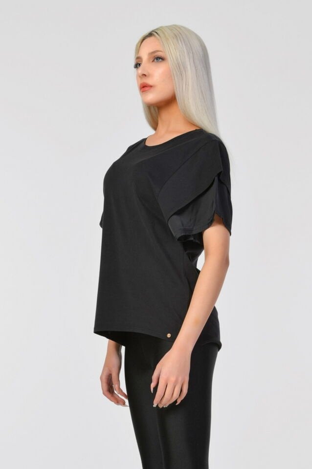 Cotton Candy Kol Uçları Saten Kısa Kol Kadın T-Shirt - Siyah