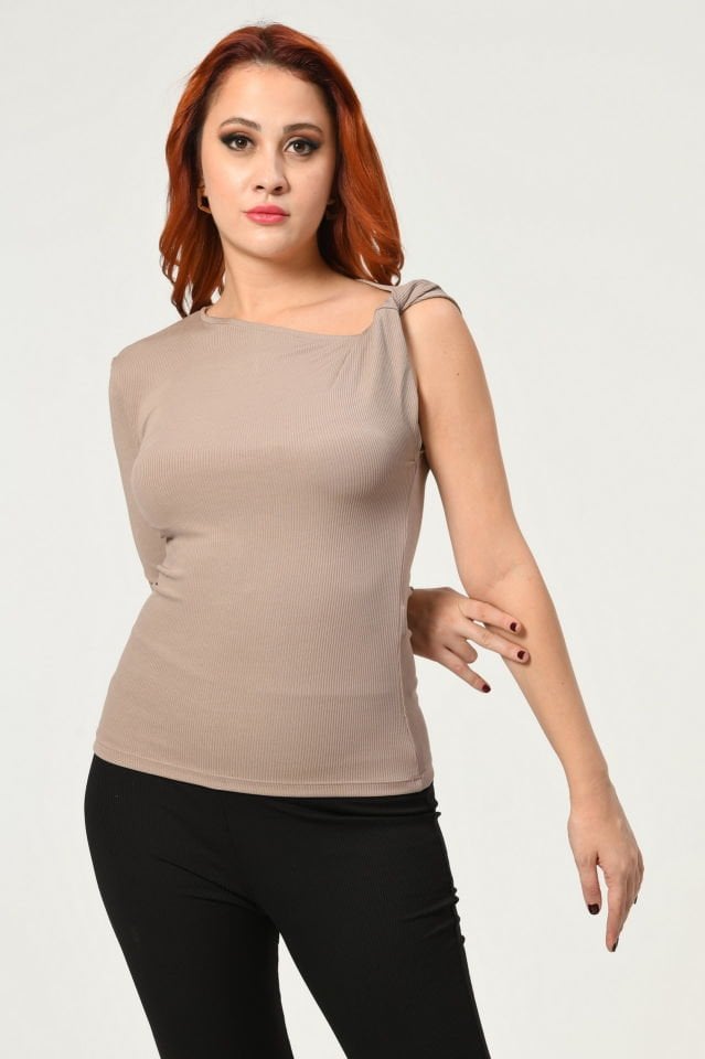 Lefon Tek Kol Burgu Detaylı Bluz  - Vizon