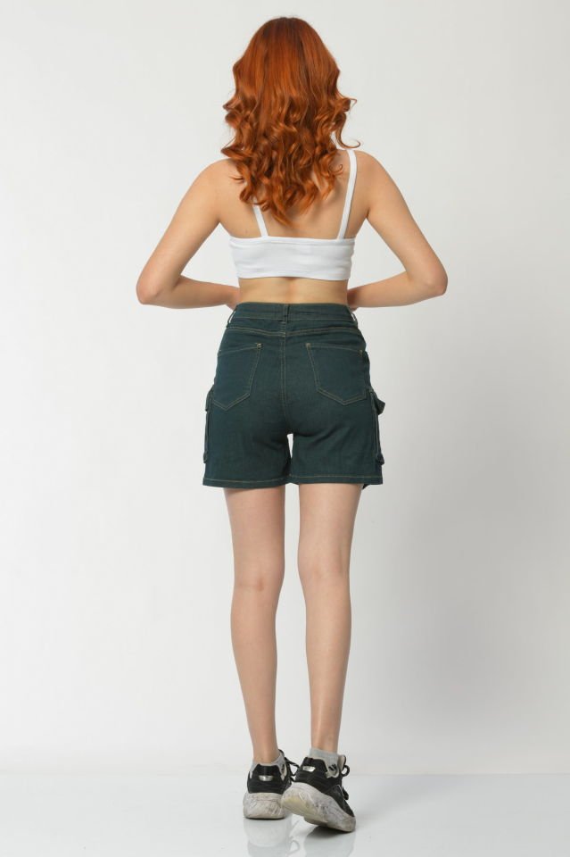 WhatsUp Kargo Cepli Denim Kadın Şort  - Yeşil