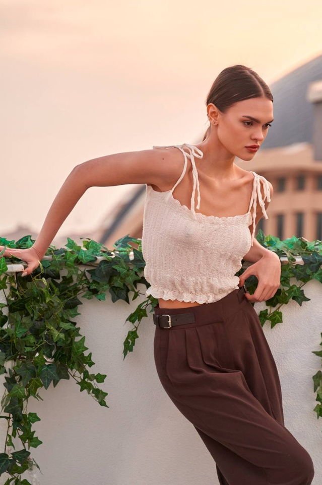 Lefon Gipeli Askılı Crop Atlet  - Beyaz