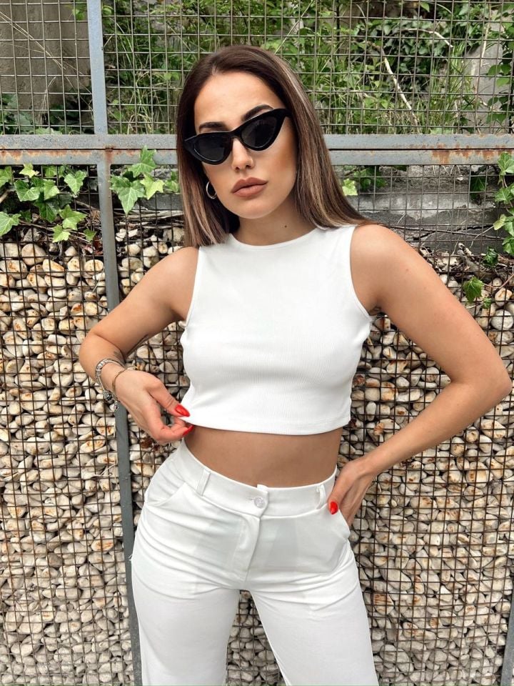 Moda1001 Mistix Sırtı Dantel Puantiye Detaylı Crop  - Beyaz