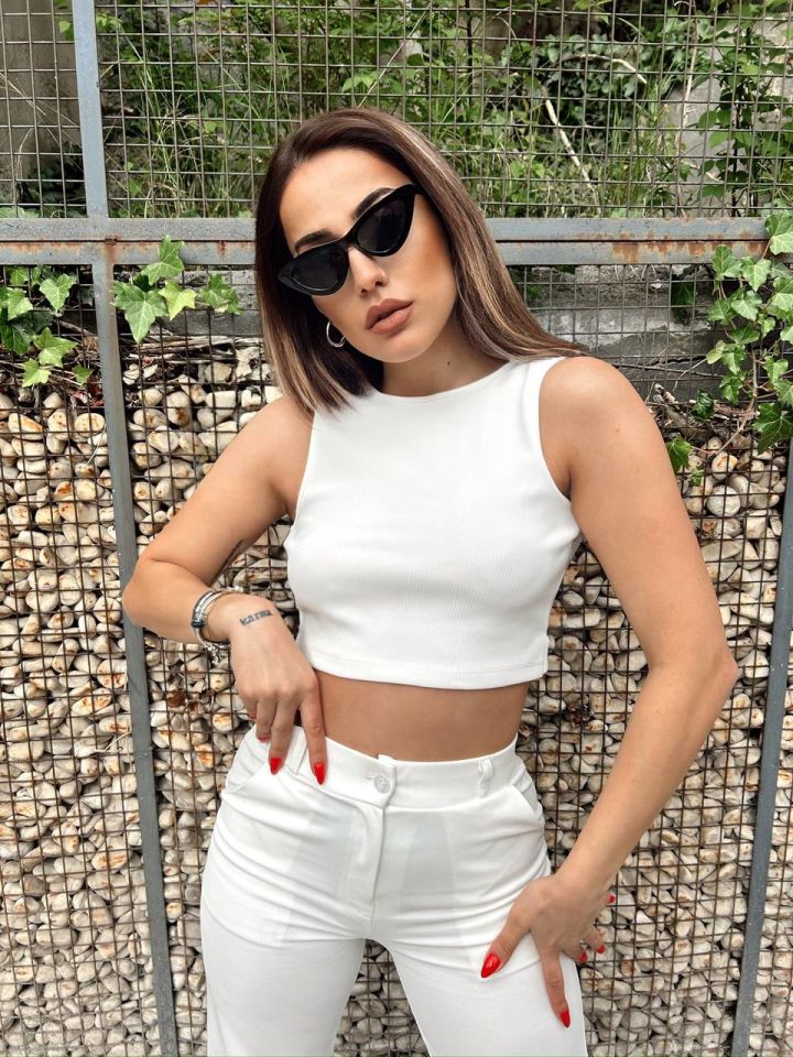 Moda1001 Mistix Sırtı Dantel Puantiye Detaylı Crop  - Beyaz