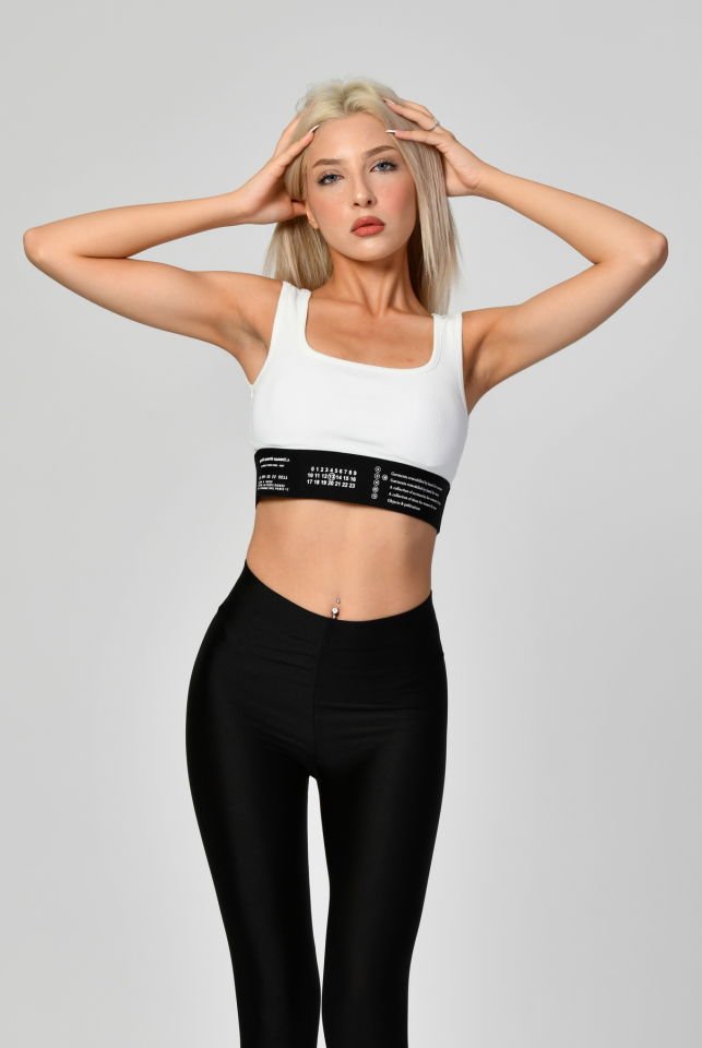 QUZU Lastik Detaylı Crop Top Atlet  - Beyaz