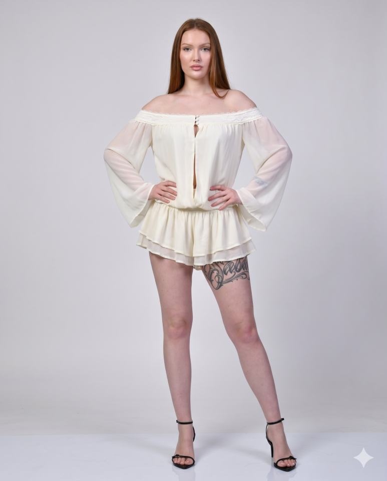 Sevenay Şortlu Astarlı Güpür Detaylı Mini Boy Tulum  - Ekru