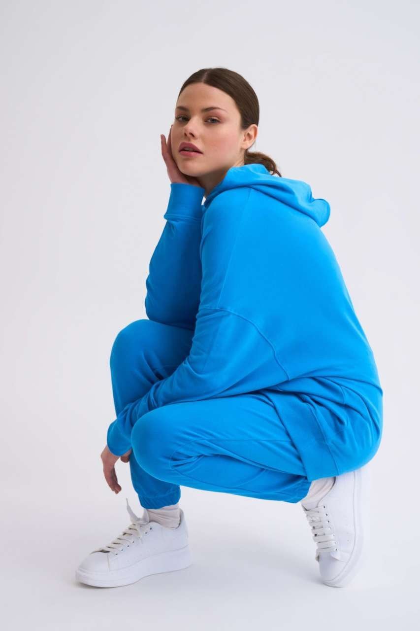 Organik Kapüşonlu Cepli Uzun Kollu Kadın Sweatshirt - Mavi